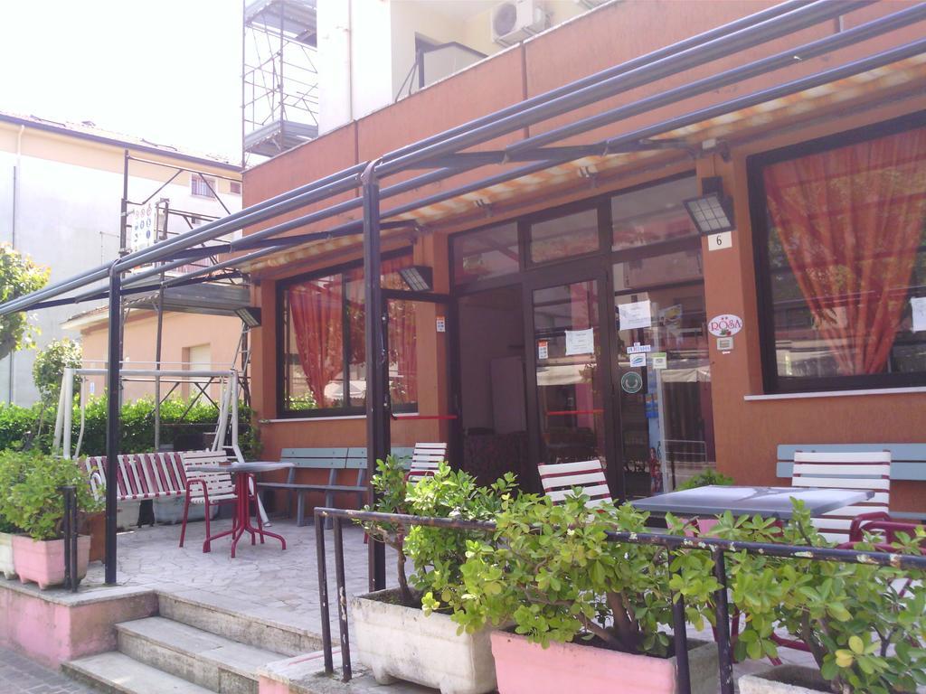 Hotel Rosa ริมินี ภายนอก รูปภาพ