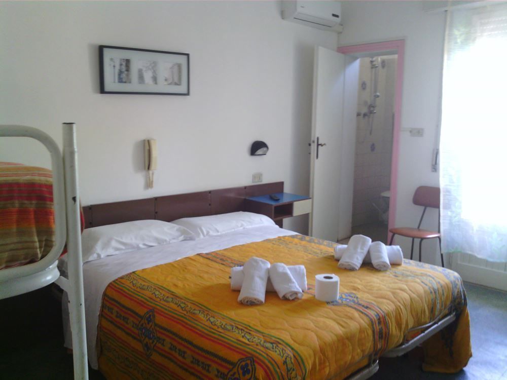 Hotel Rosa ริมินี ภายนอก รูปภาพ